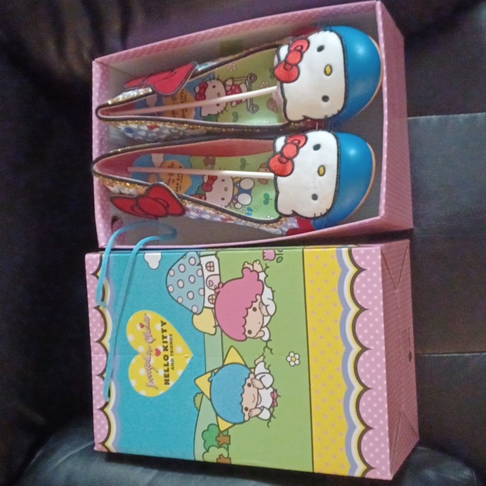 United Kingdom 🇬🇧 irregular choice hello kitty shoes - Picture 6 of 10